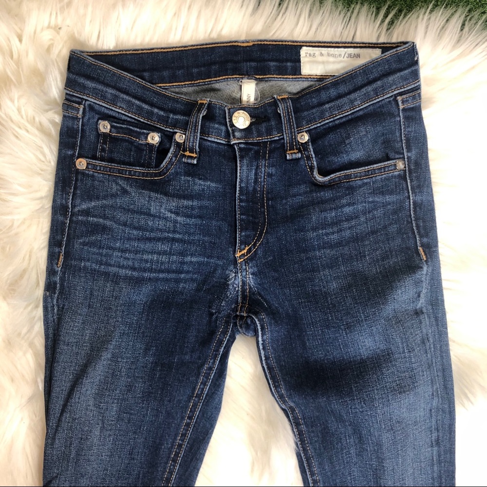Rag & Bone Jeans Skinny in Woodford Dark Wash - Picture 5 of 8